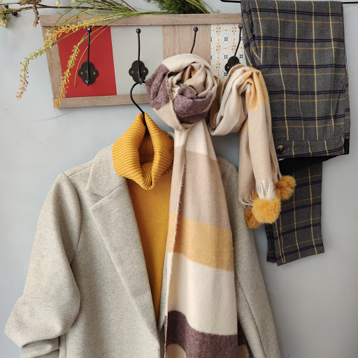 Suyay Moda y Complementos - Visual