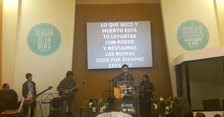 Libertador Iglesia Cristiana Evangélica, Author: Gabriela Lentini