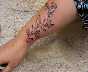 Photo n°24 de Phénix Tattoo Art à Angers (Salon de tatouage et piercing)