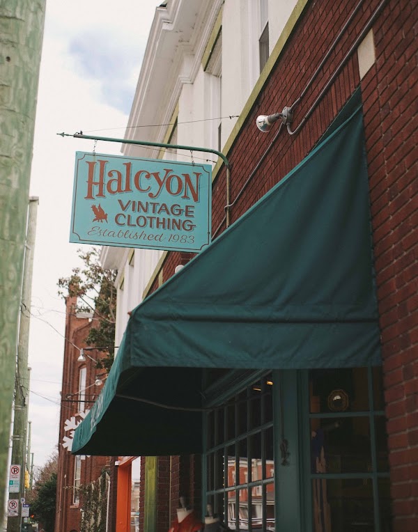 Halcyon Vintage Clothing photo 2