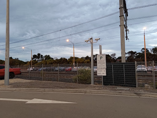 Huntingdale Station Djerring Trail Parking