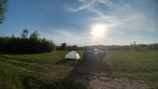 Camping "Dunajcowy" & Pole Biwakowe & Spływy Kajakowe - Pole kempingowe