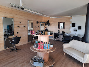 Photo n°25 de Le temps pour soi à Vierzon (Salon de coiffure)