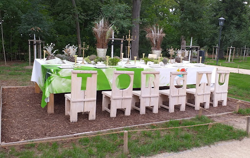 Landesgartenschau Torgau Offizieller Parkplatz mit Shuttlebus