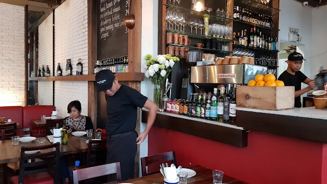 Wildflour Cafe and Bakery