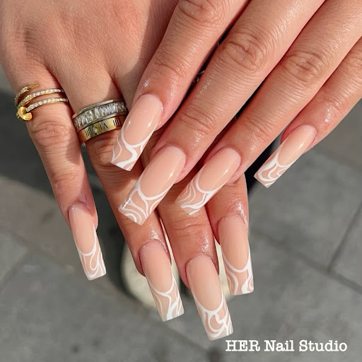 Her Nail Studio - Thumbnail