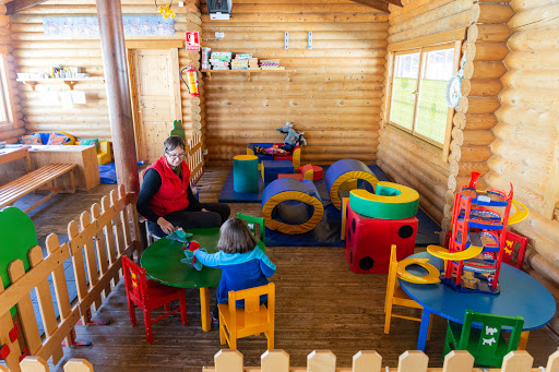 Ski School Candanchú - Thumbnail