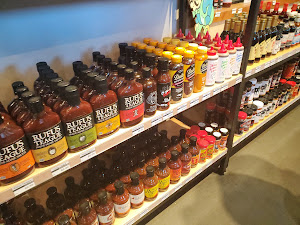 Look's Marketplace photo