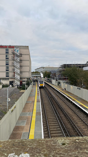 Crawley - Visual