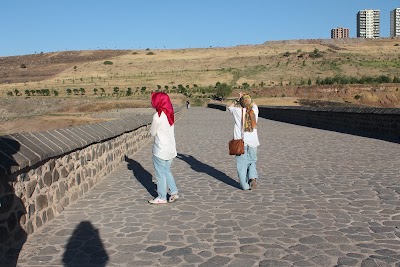Photos of Ong&ouml;zl&uuml; K&ouml;pr&uuml;