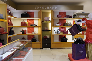 Photo n°18 de Florence Maroquinerie à Boulogne-sur-Mer (Boutique de sacs à main)