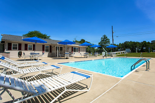 Pinewood Estates Manufactured Home Community - Thumbnail