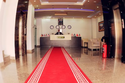 Photos of Leonardo Hotel