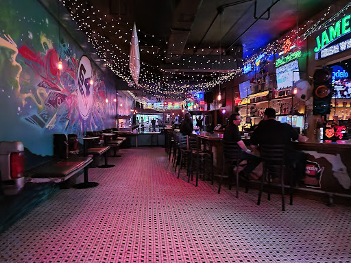 Sly Fox Pub - Visual