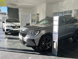 Photo n°21 de Renault Lannemezan - edenauto à Lannemezan (Borne de recharge de véhicules électriques)