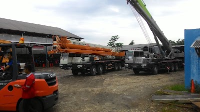 Photos of Rental FORKLIFT CILANDAK