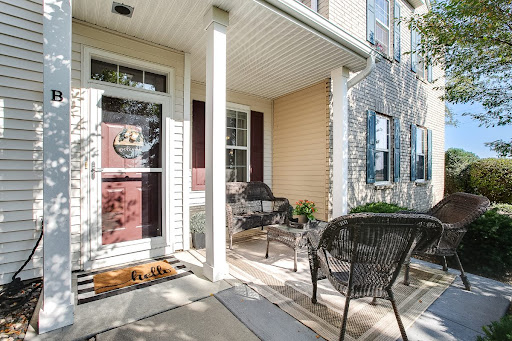 Elisabeth Feldkamp RE/MAX RESULTS Gallery - United States