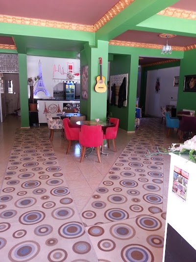 Photos of Paris Cafe