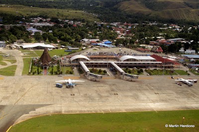 Photos of Terminal Keberangkatan Bandara Sentani