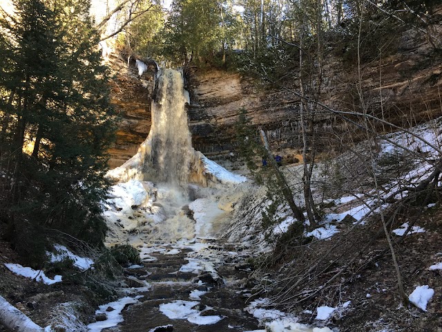 Munising Falls Visitor Center