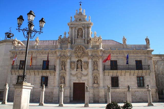 Fachada De La Universidad