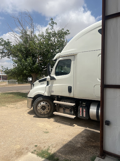 El Baquero Trucking Co. - Thumbnail