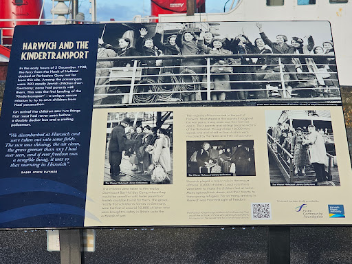 The Kinder Transport Memorial - Thumbnail