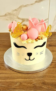 Lovetobake photo