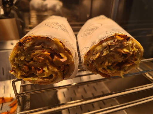 Photo 6 - Pizzandwich