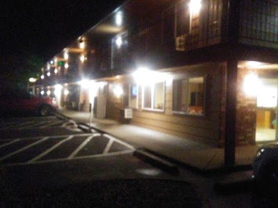 Photos of Smokey Point Motor Inn