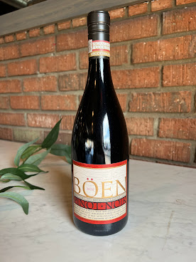 Vegan and Vine by null