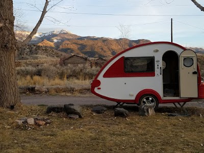 Basecamper Vans