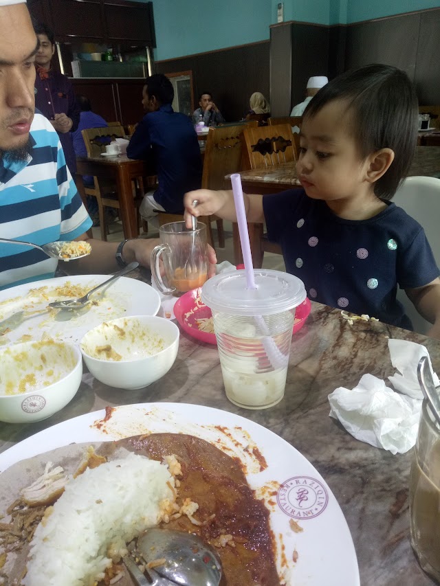 Excapade Sushi Serusop
