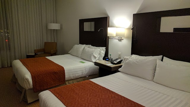 Holiday Inn Bogota Airport by IHG