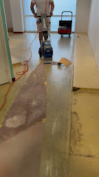 Photo n°28 de Debruille Peinture et Sol à Roubaix (Service de pose de parquet)