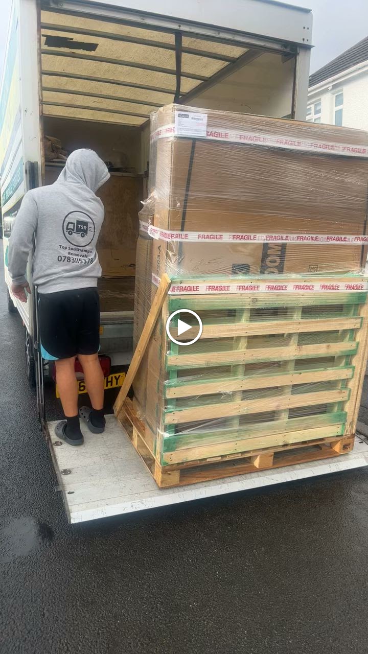 Top Southampton removals photo 3