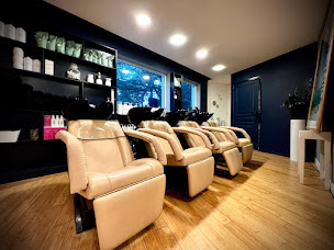 Photo n°3 de Salon Yanna by Maud à La Baule-Escoublac (Salon de coiffure)
