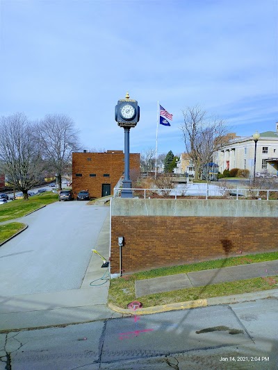 Connellsville Veterans Plaza