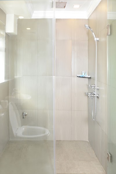 Photos of Hotel Bond