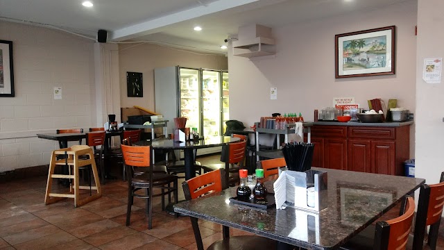 Tan Tan Cafe & Delicatessen