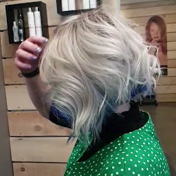 Photo n°10 de Color system à Remoncourt (Salon de coiffure)