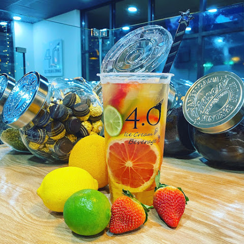 4.0 Ice Cream & Drinks by null