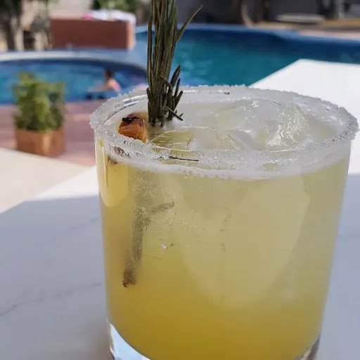 Cocktail Social Bar Gallery - Mexico