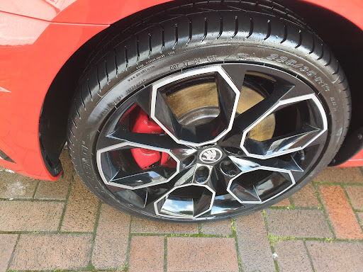 Grahene car valeting & detailing - Thumbnail