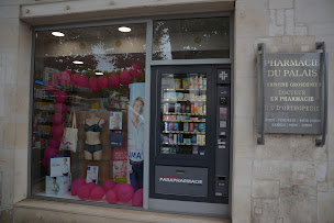 Photo n°1 de Pharmacie du Palais à Saintes (Pharmacie)