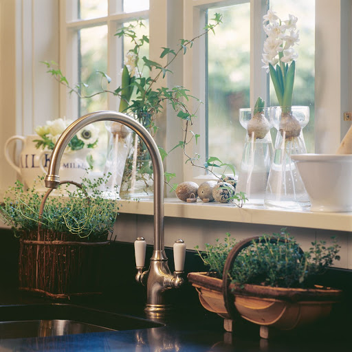 sinks-taps.com - Visual