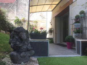 Photo n°8 de La Source du Soi Centre de Kriya Yoga Dijon / Thérapies Manuelles / Esthétique à Chenôve (Professeur de yoga)