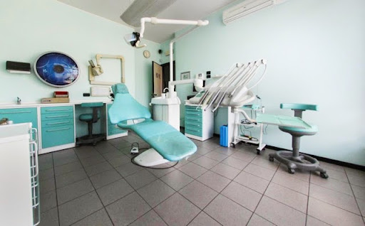 Dental 2000 Di Giuseppe Mannino & C. Sas - Thumbnail