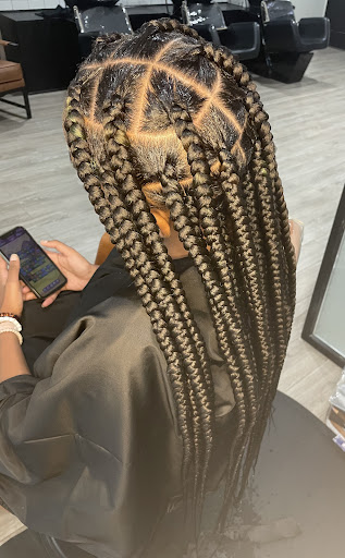 CB Luxe Hair Studio - Thumbnail
