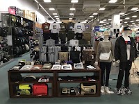 メガスポーツ 熱田店